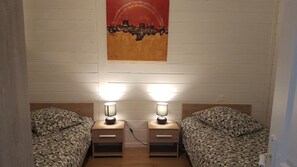 3 soveværelser, strygejern/strygebræt, internetforbindelse, sengetøj