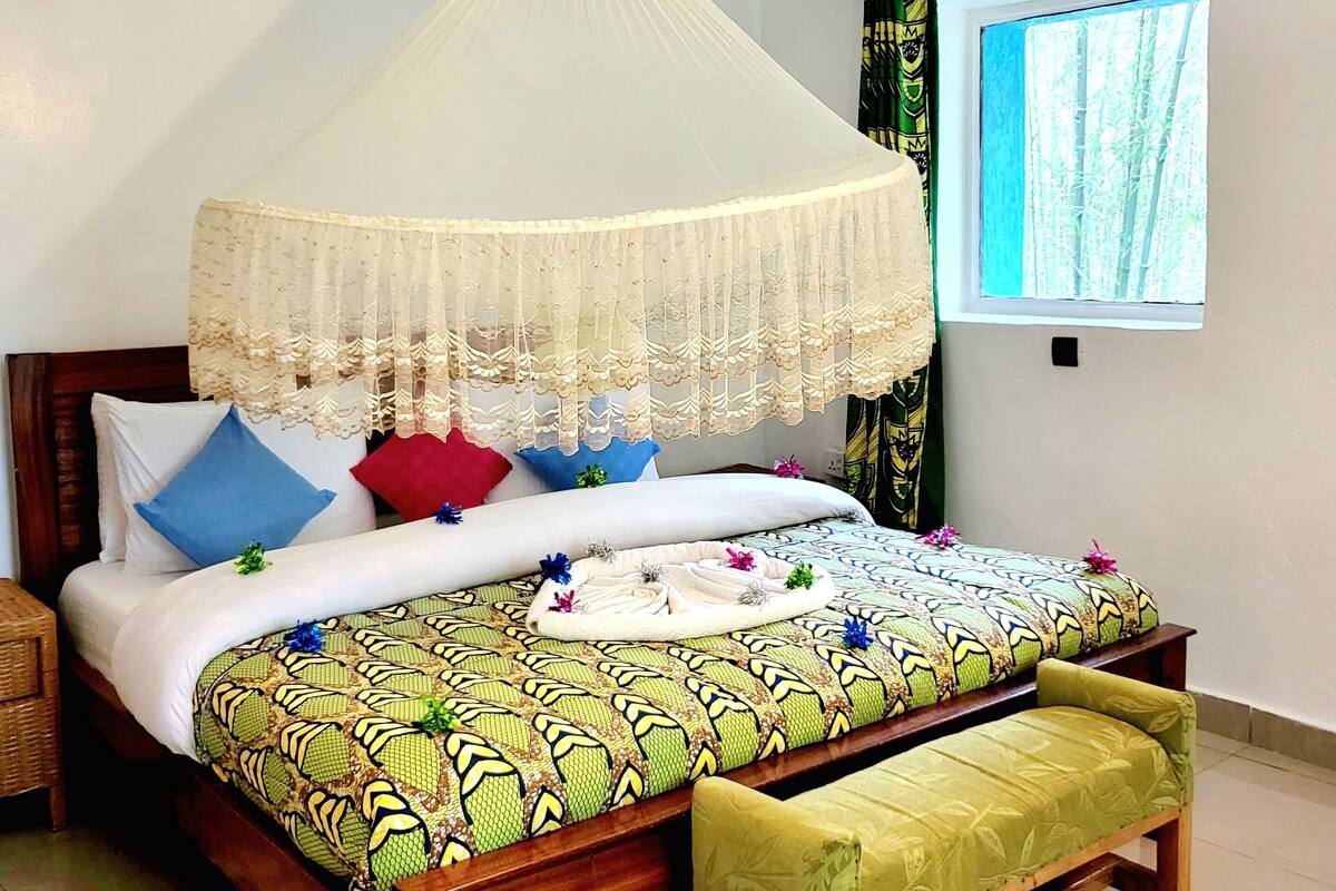 Double Room, Mountain View | Extra beds
