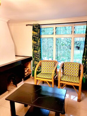 Twin Room, Mountain View | Living area | Printers - Bambou Gorila Hotel (Kinigi)
