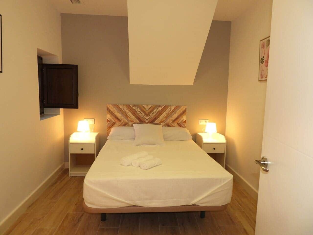 2 habitaciones, tabla de planchar con plancha y wifi 