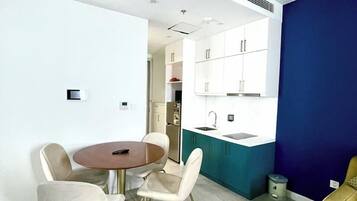 Departamento familiar, balcón, vista a la playa | Servicio a la habitación