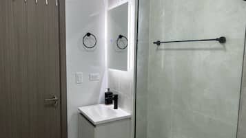 Estúdio luxo, vista para o mar | Banheiro