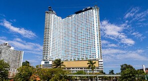 Front of property - Apartments at The Sands – Ocean View Panama City (Panama City)