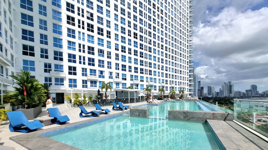 Studio Apartment with Ocean View