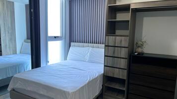 Deluxe Studio, Sea View | Free WiFi