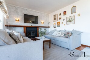 Télévision, cheminée