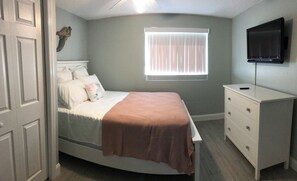 3 bedrooms, WiFi, bed sheets