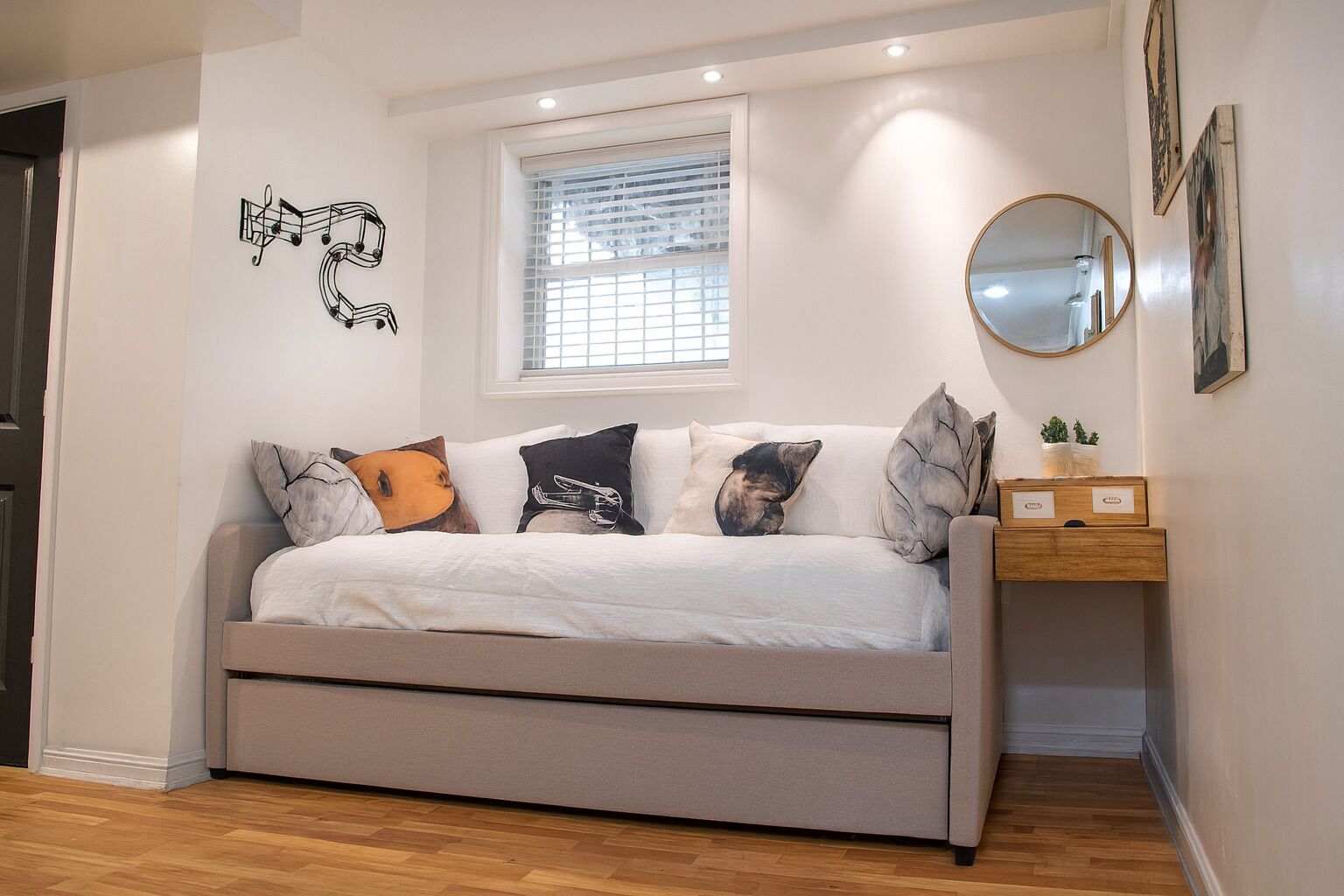 5 sovrum, strykjärn/strykbräda, internet och sängkläder