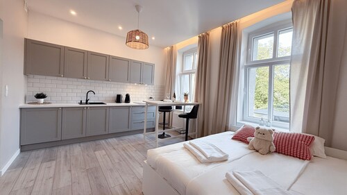 Stylish Studio on a Historic & Trendy Street