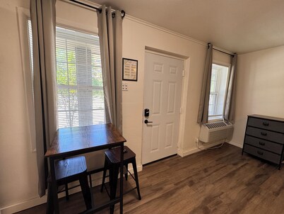Studio Unit All Inclusive Near UAMS Little Rock