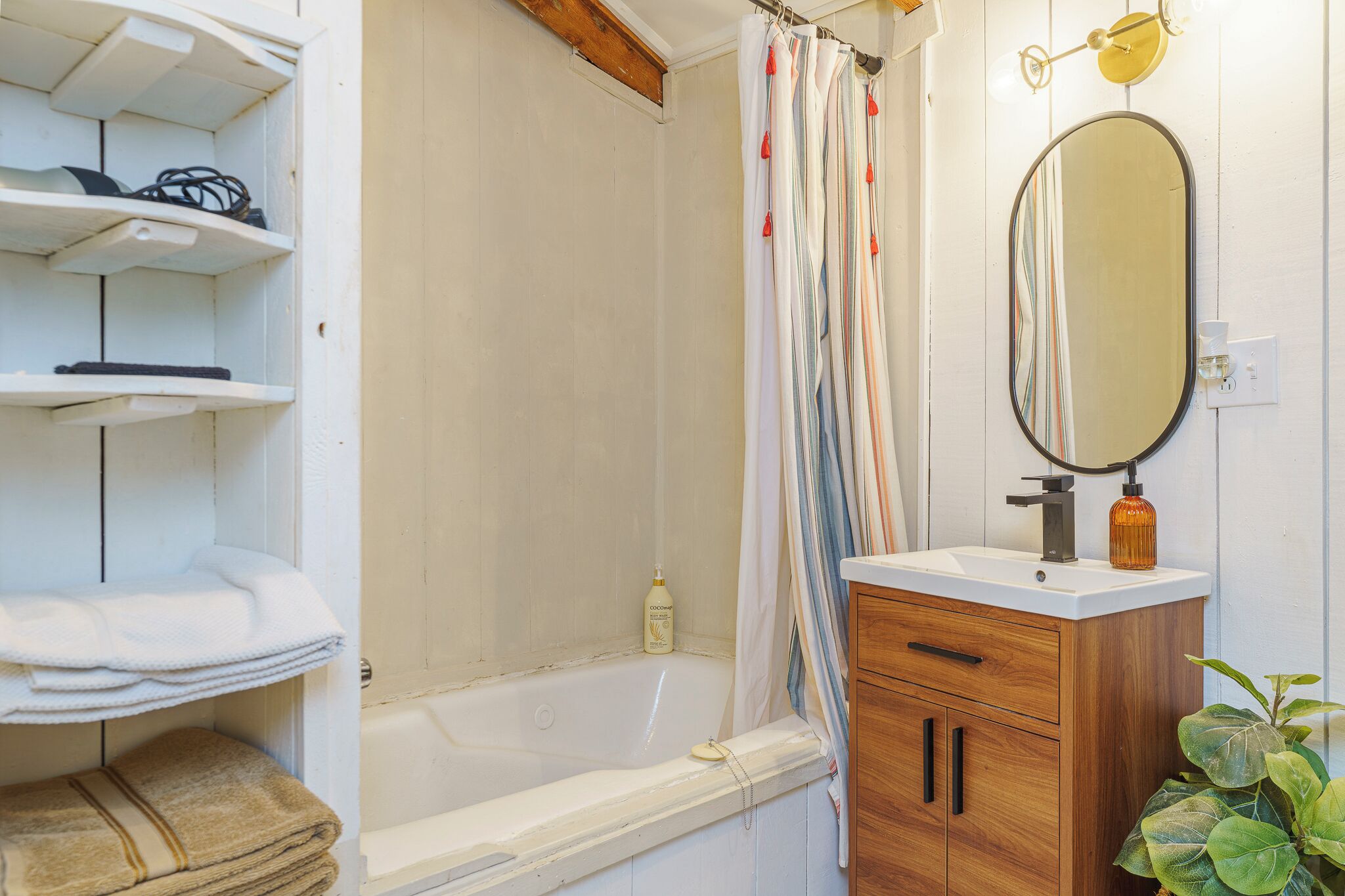 風筒、提供毛巾、廁紙