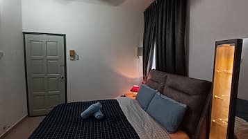 Blackout drapes, iron/ironing board, free WiFi