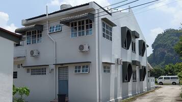 Blackout drapes, iron/ironing board, free WiFi