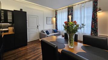 Luxe appartement, toegankelijk voor mindervaliden, privébadkamer (Rdc A) | Lounge