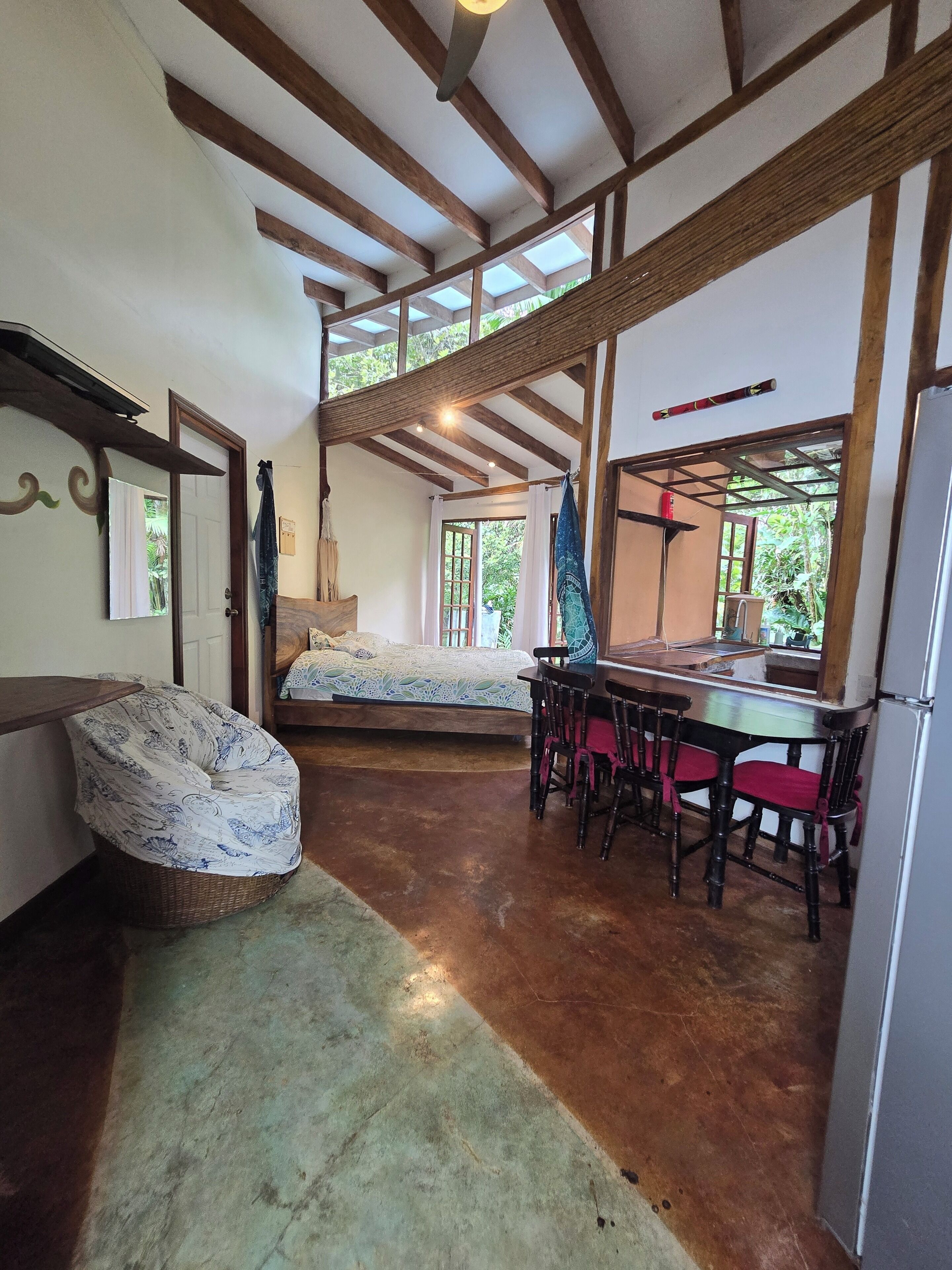 2 soverom, internettilgang og sengetøy