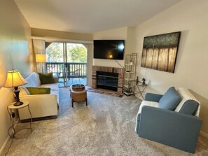 Fireplace - Resort-like Coastal Condo in UTC/La Jolla (San Diego)