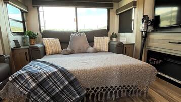 Wifi gratis y ropa de cama