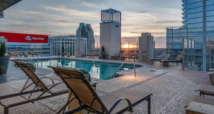 2-bedroom High Rise condo in the heart of Downtown Raleigh