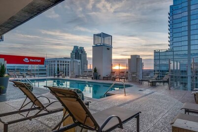 2-bedroom High Rise condo in the heart of Downtown Raleigh