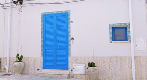 Exterior detail - Your beach house in Sicily, Casa Sciàpò (Terrasini)