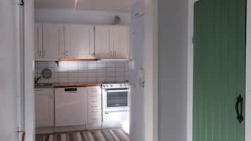 Deluxe House, 2 Bedrooms, Air conditioning, Lake View