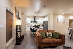 Living area - Mid-Century Kendall Whittier charm 3 big bedrooms Mins frm TU, Dwntown, Expo CTR (Tulsa)