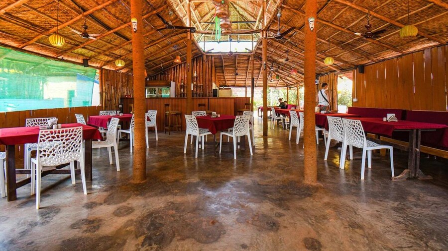 YogiTree Beach Resort & Cafe