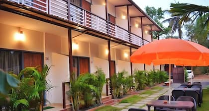 YogiTree Beach Resort & Cafe