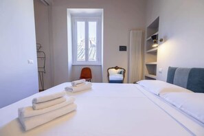 1 soverom, strykejern/-brett, reiseseng for barn og wi-fi