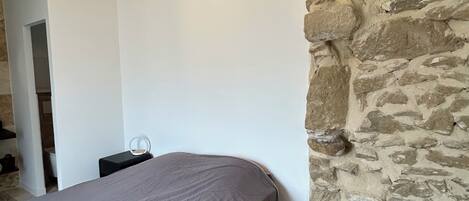 1 bedroom, Internet, bed sheets