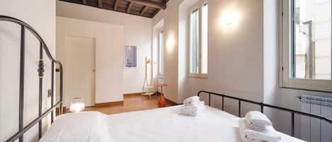 3 soverom og reiseseng for barn