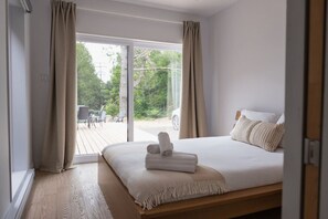 Room - The Frāho Gorgeous View, No Neighbour SPA! (Grenville-Sur-La-Rouge)