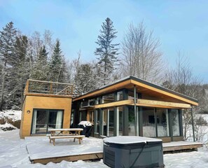 Exterior - The Frāho Gorgeous View, No Neighbour SPA! (Grenville-Sur-La-Rouge)