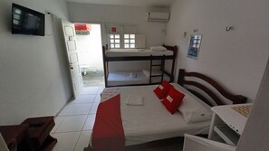 Basic Quadruple Room | Free WiFi - Gustavo Erasmo Calheiros (Ilha de Itamaracá)