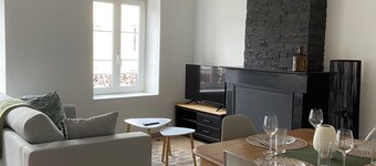 The Central Square apartment. Pets welcome!