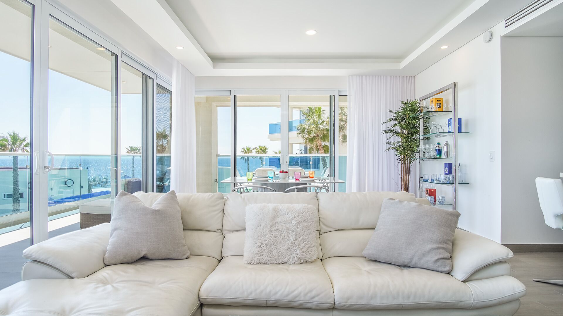 Appart'hôtel, plusieurs lits, balcon, vue océan (Encantame Towers Verano 205) | Coin séjour