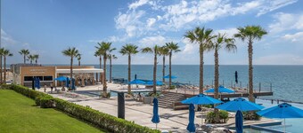 Splash Into Summer- Beachfront Condo @ the new Encantame Towers Resort