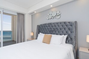 公寓客房, 1 張特大雙人床及 1 張梳化床, 露台, 海景 (Encantame Towers Velero 303) | 1 間睡房、獨特設計、獨特裝修