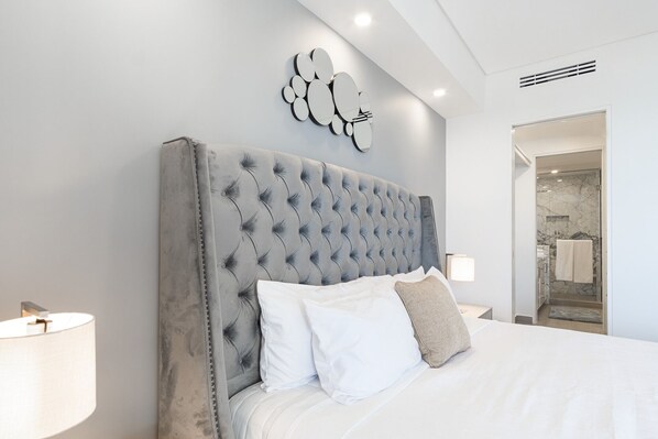 Condo, 1 King Bed with Sofa bed, Balcony, Ocean View (Encantame Towers Velero 303)