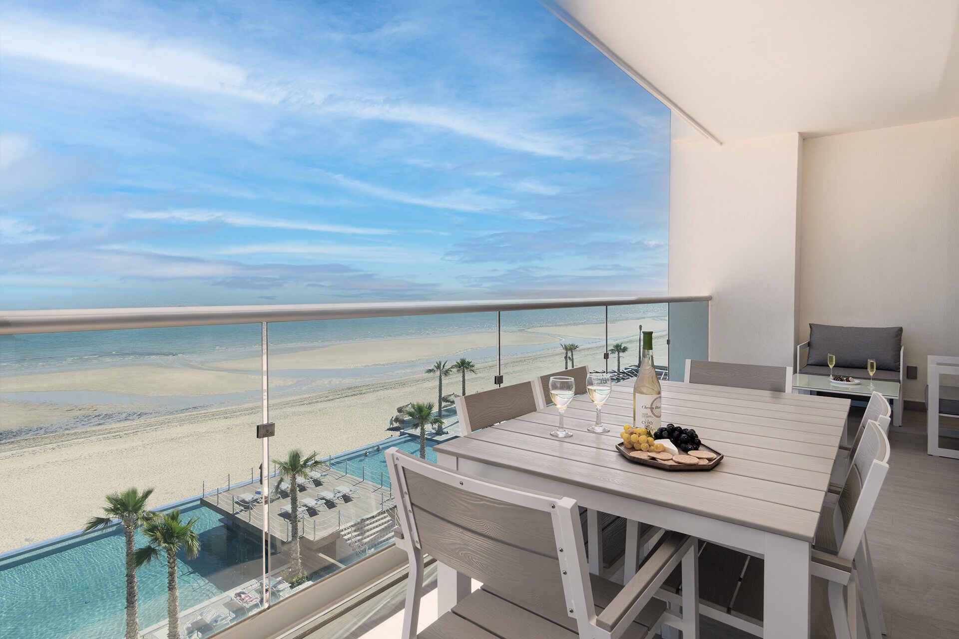 Appart'hôtel, plusieurs lits, balcon, vue océan (Encantame Towers Velero 505) | Vue de la chambre