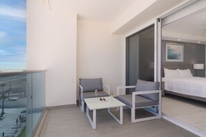 2 habitaciones, decoración personalizada y muebles diferentes 