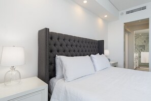 1 bedroom, individually decorated, individually furnished, bed sheets