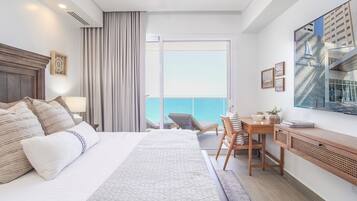 2 bedrooms, individually decorated, individually furnished, bed sheets