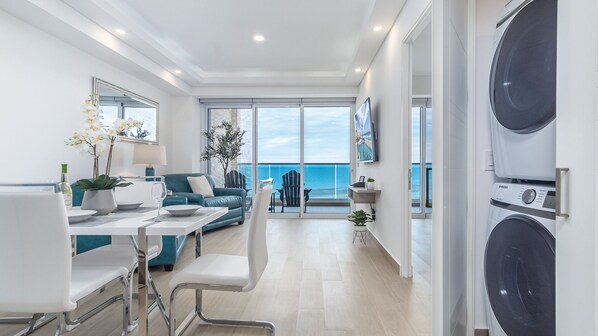 Leilighet, 1 kingsize-seng med sovesofa, balkong, havutsikt (Encantame Towers Viento 503) | Innvendig