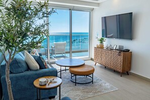 Condo, 1 King Bed with Sofa bed, Balcony, Ocean View (Encantame Towers Viento 503) | Living area | 42-inch flat-screen TV with digital channels