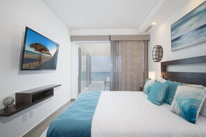 Condo, varias camas, balcón, vista al océano (Encantame Towers Velero 2101) | 3 habitaciones, decoración personalizada y muebles diferentes