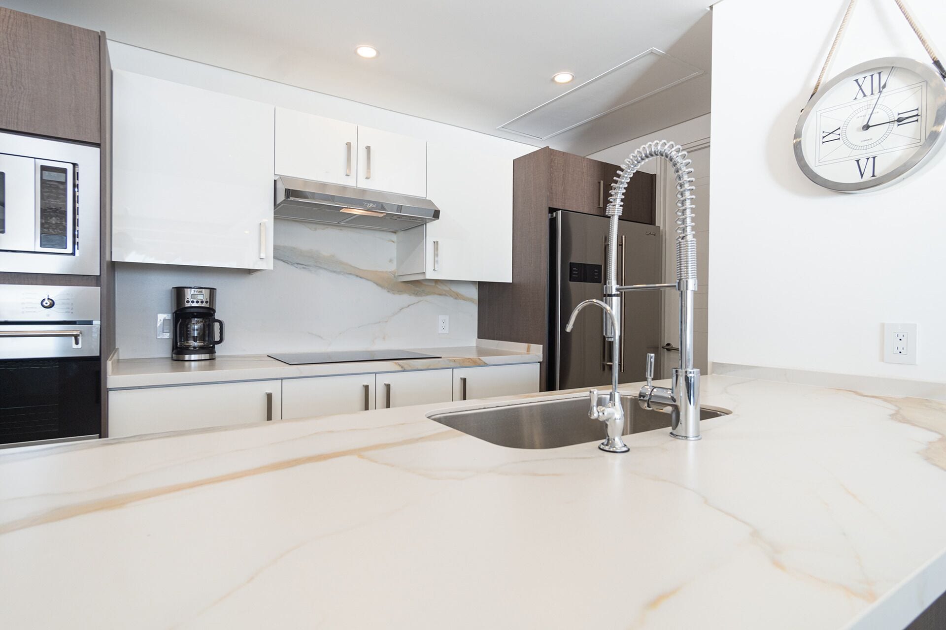 Appart'hôtel, plusieurs lits, balcon, vue océan (Encantame Towers Velero 902) | Cuisine privée