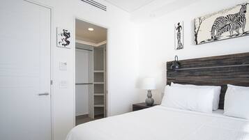 Apartment, Mehrere Betten, Balkon, Meerblick (Encantame Towers Velero 902) | 2 Schlafzimmer, individuell dekoriert, individuell eingerichtet