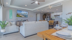 公寓客房, 多張床, 露台, 海景 (Encantame Towers Viento 405) | 客廳 | 42 吋平面電視連數碼電視頻道