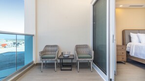 Leilighet, 1 kingsize-seng med sovesofa, balkong, havutsikt (Encantame Towers Viento 303) | 1 soverom, individuelt dekorert, individuelt innredet og sengetøy